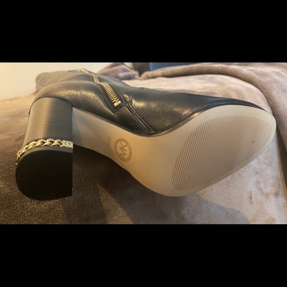 Leather Michael Kors boots - Picture 2 of 6